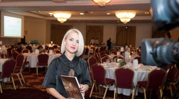 ora regelui editie eveniment anuntul realizatoarei tv camelia csiki