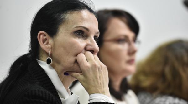 avion cu defectiune tehnica pe otopeni ministrul sanatatii printre pasageri primele declaratii