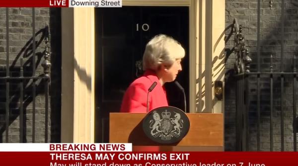 theresa may a demisionat ce s a intamplat la finalul discursului video