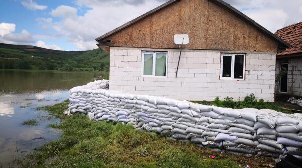 vreme extrema si in mai multe judete din tara pompierii intervin de urgenta