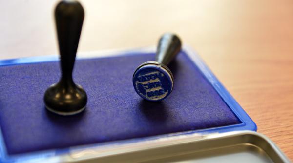 a treia zi la europarlamentare voteaza letonia malta si slovacia