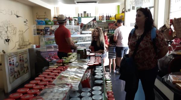 lisabona afacerile unui magazin romanesc au inflorit odata cu alegerile