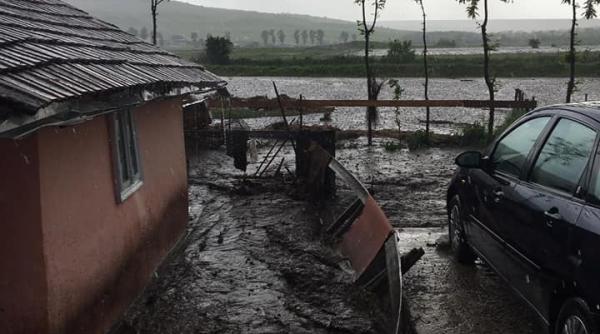 cod galben de inundatii pentru 12 judete