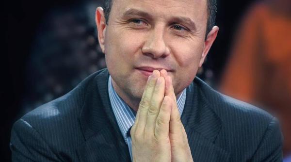 rezultate alegerile europarlamentare pntcd isi anunta victoria pe facebook dupa ce a cerut interzicerea retelei sociale in romania