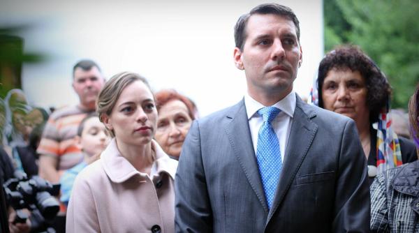 fostul principe nicolae nepotul regelui mihai si a recunoscut copilul mi am asumat responsabilitatea