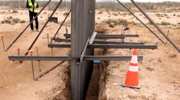 trump sustinere neasteptata zid privat la frontiera cu mexicul