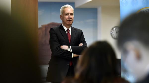 hans klemm la guvern geoana este acum la palatul cotroceni