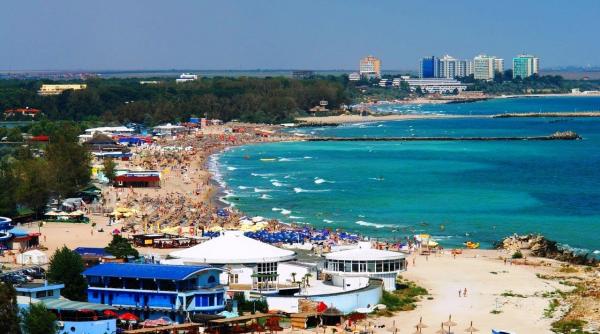 incepe sezonul estival cati romani sunt asteptati la mare