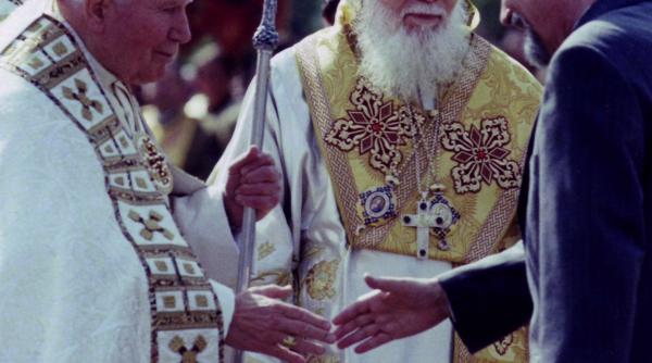 institutul levant anunta aparitia volumului papa ioan paul al ii lea in romania