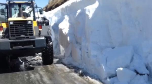 deszapezire pe transalpina  in pragul verii  imagini spectaculoase