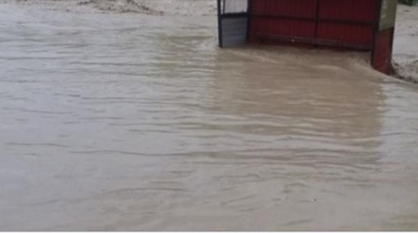 inundatii romania cod rosu si cod portocaliu de inundatii