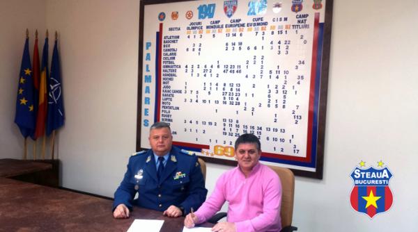 csa steaua joaca azi barajul pentru liga a iii a