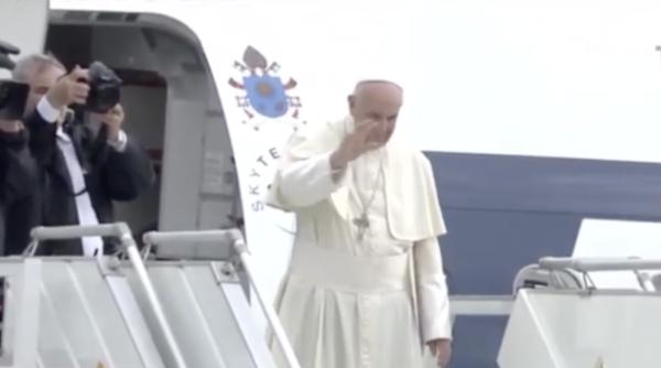 ultimul semn divin lasat de papa francisc romaniei