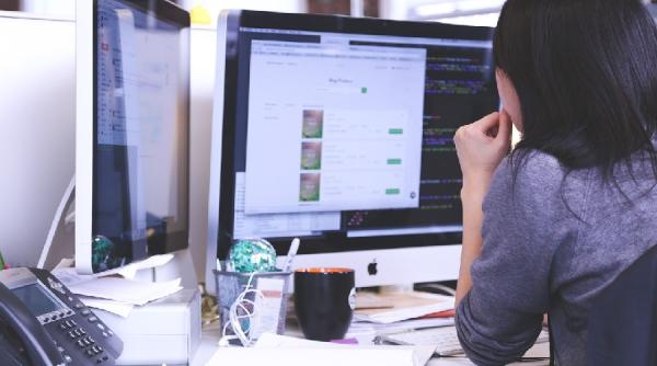 impozit pe industria it andrei caramitru explica ce taxe platesc specialistii it