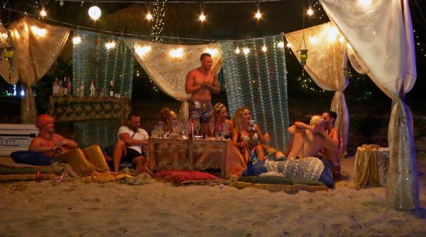 surprize de proportii la insula iubirii nu pot sa cred toate femeile erau la picioarele mele