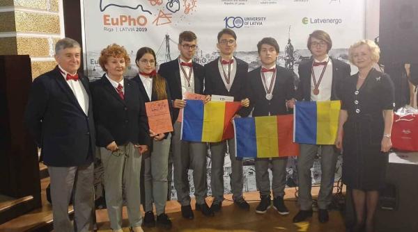 elevi romani medaliati la olimpiada europeana de fizica