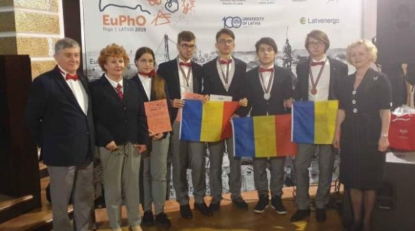 elevii romani medaliati la olimpiada internationala de fizica
