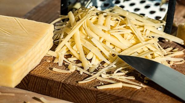 dieta cu cascaval slabeste 10 kilograme in 10 zile