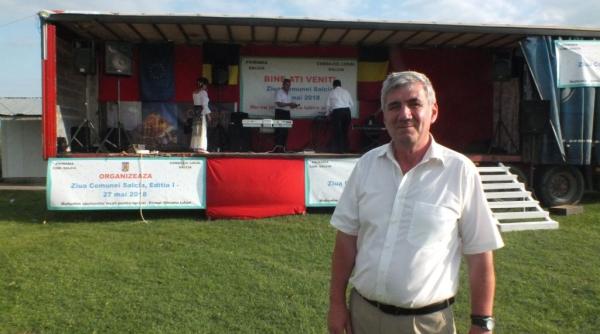 un primar din teleorman si a trecut numele pe un monument al eroilor