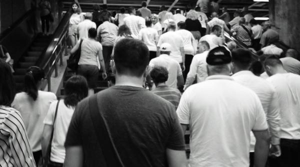 un an de la mitingul psd din 9 iunie 2018 moment oribil la metrou care spune multe despre romania