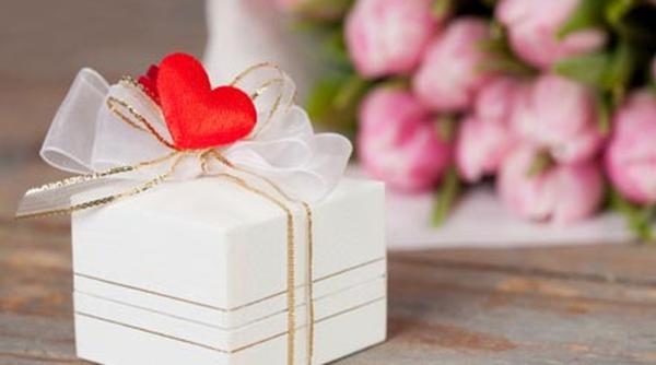 cum putem fi spirituali si darnici intr o lume materiala