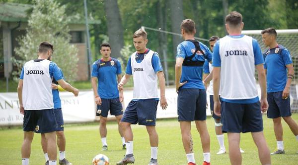 manjii nationalei mari au ajuns in cantonamentul din italia pentru euro 2019