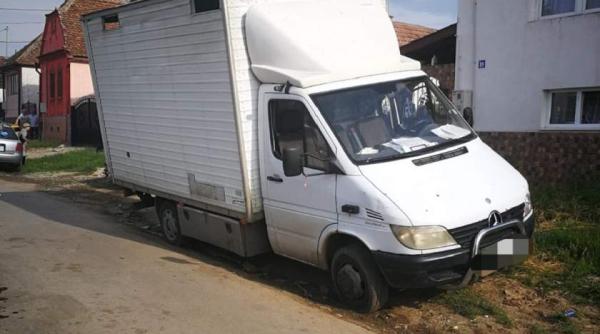accident grav la sibiu o minora de 14 a condus un camion