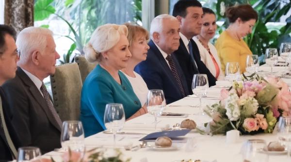 dancila  intalnire cu o delegatie din oman  cooperare in aparare  energie  cultura  educatie  transporturi si turism