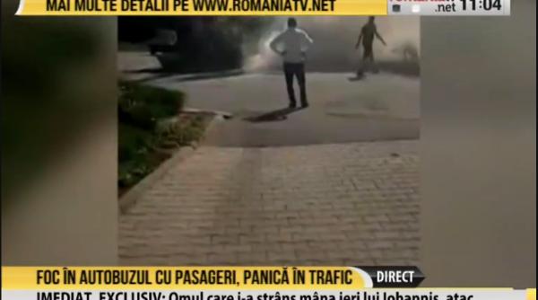 autobuz in flacari intr o intersectie  pasagerii au fost evacuati