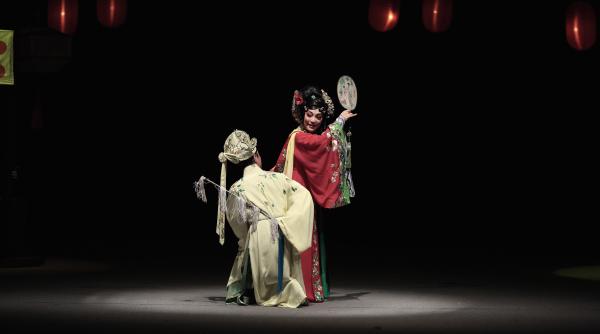 incepe festivalul international de teatru de la sibiu masuri sporite de siguranta