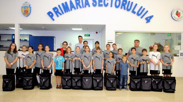 sectorul 4 echipa de minihandbal a scolii nr 96 la olimpiada nationala a sportului scolar