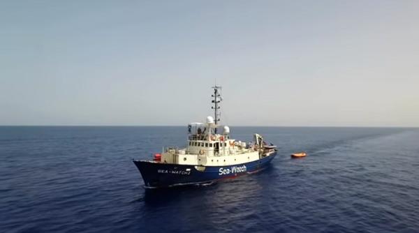 vicepremierul italian matteo salvini in conflict cu ong ul german sea watch