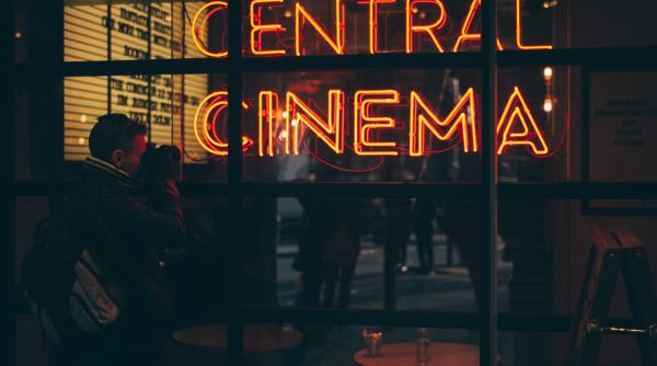 men in black si shaft la concurenta in cinematografele din sua