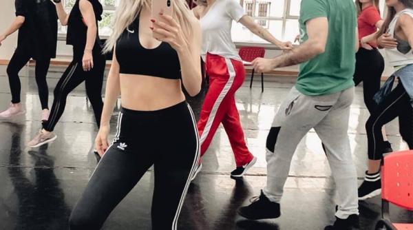 andreea balan ma las de muzica