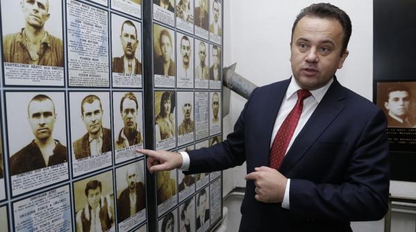 evaluarea nationala  liviu pop  semnal de alarma  sa se faca o cercetare detaliata