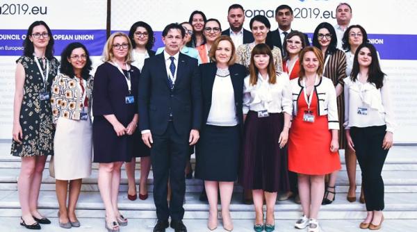 carmen dan reuniune ministeriala