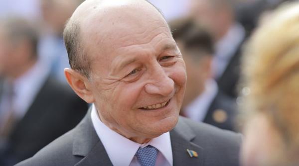 basescu numai cuvinte de lauda la adresa vioricai dancila o sa le puna pielea pe bat
