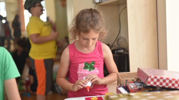 distractie mare la taberele de cartier din sectorul 6