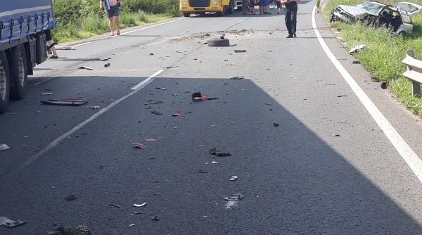 arad trafic blocat pe dn69 tir implicat intr un accident