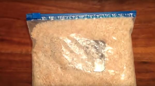 ce trebuie sa faci daca ai scapat telefonul in apa mitul orezului spulberat