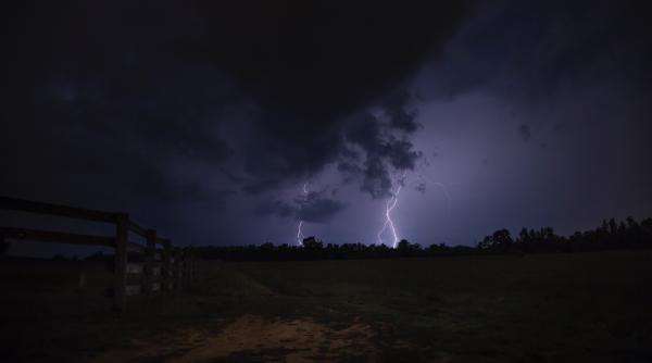 anm prognoza meteo cod portocaliu de averse si vijelii