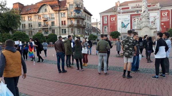 marsuri pro si contra lgbt sambata in capitala jandarmeria intervine pentru ordine publica