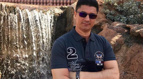 cum turnau marinarii la securitate luis lazarus da cartile pe fata