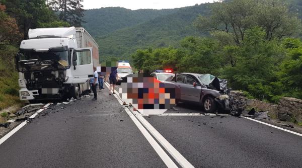 tragedie pe sosea in judetul sibiu  trafic blocat pe dn7