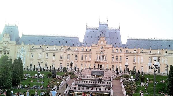 iasi 35 de elevi din judet au obtinut media 10 la evaluarea nationala