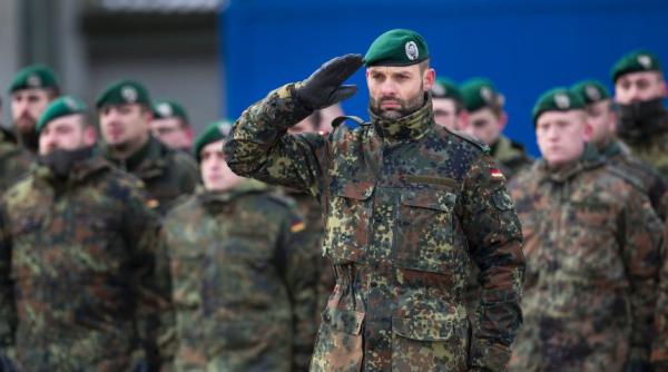 serviciul militar obligatoriu ar putea fi reintrodus presiuni pe stat