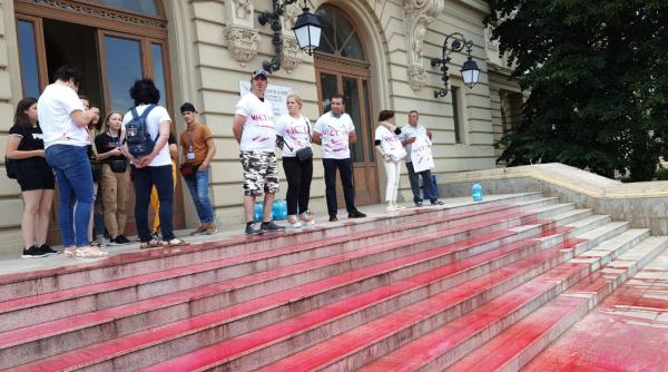protest fata de tudorel toader la iasi se repeta scena de la ministerul justitiei