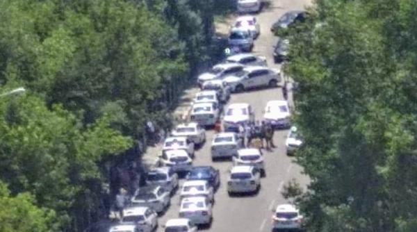 taximetristii din galati nemultumiti de marirea comisioanelor au tras masinile pe dreapta