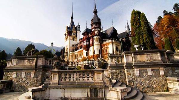 castelul peles casa regala a prelungit contractul de inchiriere