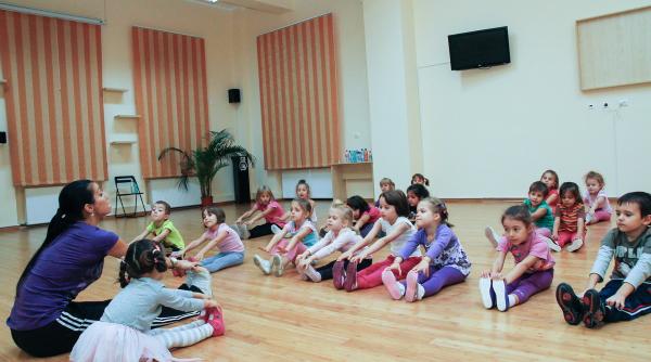 gabriel mutu inscrieri la cursurile gratuite de educatie nonformala pentru copiii din sectorul 6